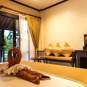 Superior Pool View King or Twin Room